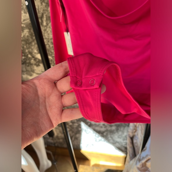 Babaton Contour Off-Shoulder Long Sleeve Bodysuit - Picture 11 of 11